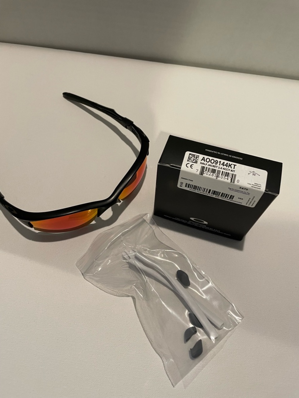 Oakley Half Jacket 2.0 with XLJ Prizm Field Lenses and Extra Sock Kit